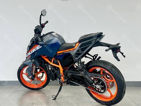 2025 KTM 390 Duke, синий, 699000 рублей, вид 3