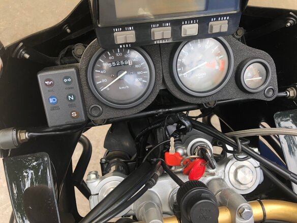 2002 Honda XRV 750 Africa Twin, чёрный - вид 10