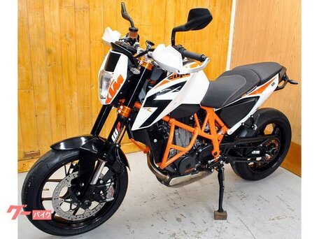 2014 KTM 690 Duke R, оранжевый, 500000 рублей, вид 4
