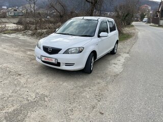 2002 Mazda Demio II (DY), белый, 415000 рублей, вид 4