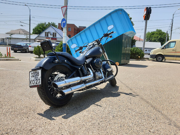 2011 Harley-Davidson Softail Slim, чёрный - вид 3