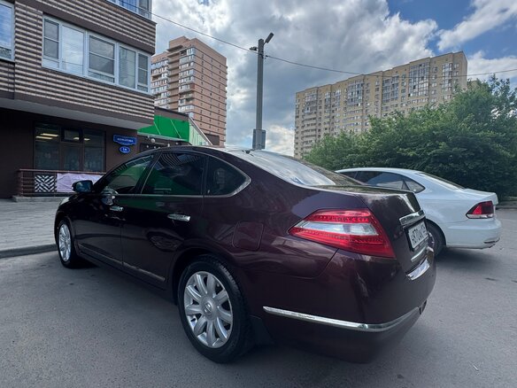 2010 Nissan Teana II (J32), красный, 750000 рублей - вид 5