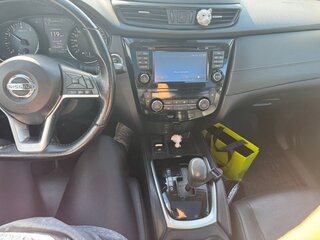 2020 Nissan Qashqai II Рестайлинг, красный, 2300000 рублей, вид 5