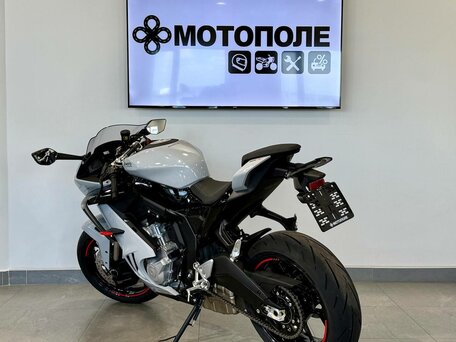 2026 CFMoto 675SR-R, серый, 769410 рублей, вид 3