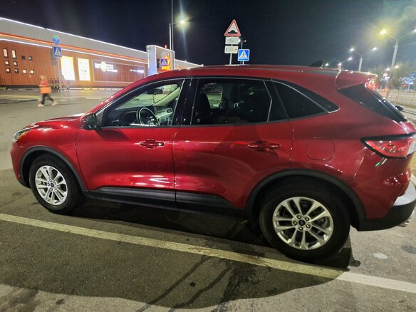 2020 Ford Escape IV, пурпурный - вид 9