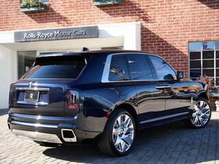 2025 Rolls-Royce Cullinan I Рестайлинг (Series II), чёрный, 59076072 рублей, вид 5