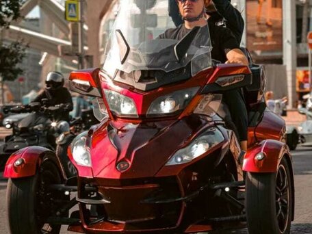 2010 BRP Can-Am Spyder, пурпурный, 1240000 рублей, вид 1