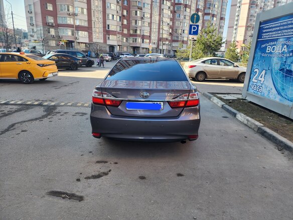 2016 Toyota Camry VII (XV50) Рестайлинг, серый, 2150000 рублей - вид 5