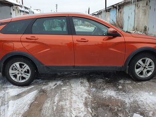 2020 Lada (ВАЗ) Vesta SW Cross I, оранжевый, 1500000 рублей, вид 2