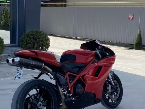 2011 Ducati 848, красный, 630000 рублей - вид 2