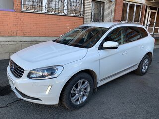 2016 Volvo XC60 I Рестайлинг, белый, 2460000 рублей, вид 1