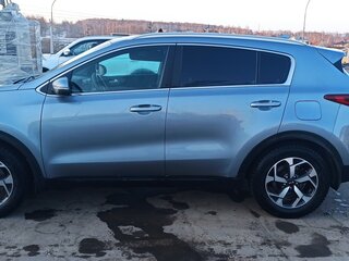 2021 Kia Sportage IV Рестайлинг, серебристый, 2350000 рублей, вид 5