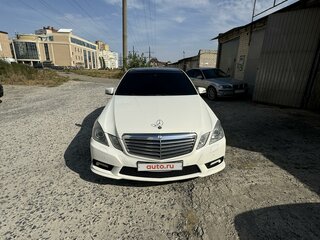 2009 Mercedes-Benz E-Класс 300 IV (W212, S212, C207), белый, 1500000 рублей, вид 3