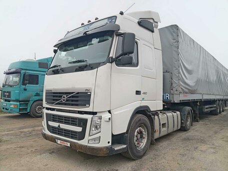 2011 Volvo FH, белый, 2700000 рублей, вид 2