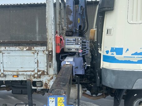 2000 Fuso (Mitsubishi) Fighter, серебристый, 3000000 рублей, вид 4