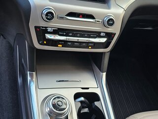 2021 Ford Explorer VI, красный, 2800000 рублей, вид 4