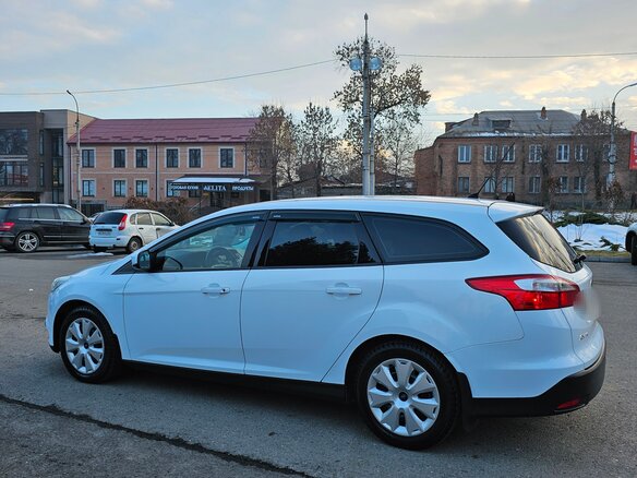 2013 Ford Focus III, белый, 880000 рублей - вид 7