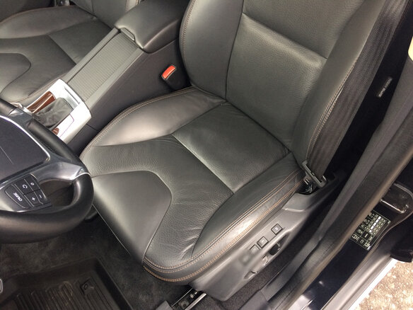 2013 Volvo XC60 I, чёрный - вид 10