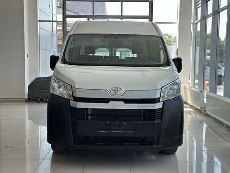 2025 Toyota HiAce, белый, 6100000 рублей, вид 2