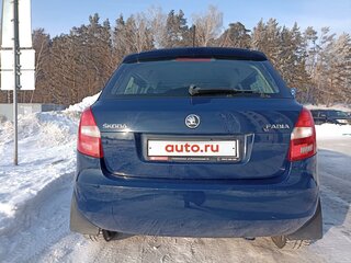 2013 Skoda Fabia II Рестайлинг, синий, 560000 рублей, вид 3