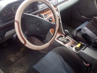 1995 Mercedes-Benz E-Класс 200 I (W124), синий, 450000 рублей, вид 5