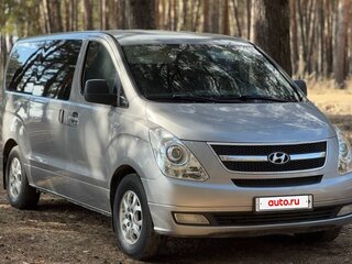 2011 Hyundai Grand Starex I, серый, 1400000 рублей, вид 3