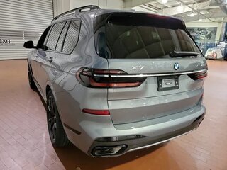 2026 BMW X7 40i I (G07) Рестайлинг, серебристый, 16301722 рублей, вид 3