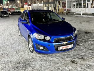 2013 Chevrolet Aveo II, синий, 600000 рублей, вид 2