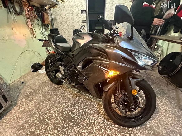2020 Kawasaki Ninja 650, серебристый, 710750 рублей - вид 2