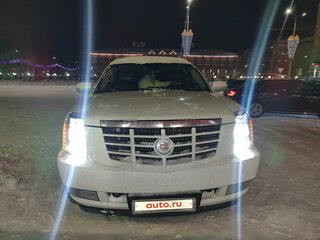 2008 Cadillac Escalade III, белый, 1800000 рублей, вид 2