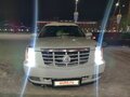 2008 Cadillac Escalade III, белый, 1800000 рублей - вид 1