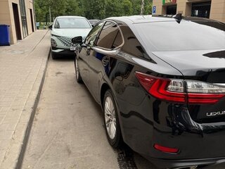 2017 Lexus ES 250 VI Рестайлинг, чёрный, 2450000 рублей, вид 4