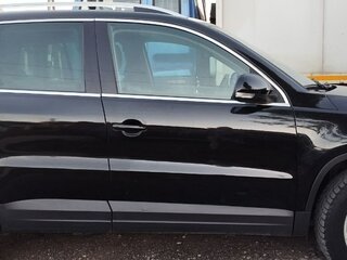 2011 Volkswagen Tiguan I, чёрный, 1200000 рублей, вид 1