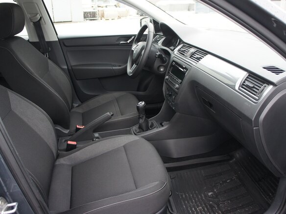 2015 Skoda Rapid I, серый - вид 6