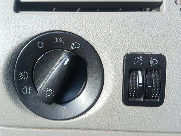 2005 Volkswagen Pointer, серебристый, 215000 рублей - вид 3