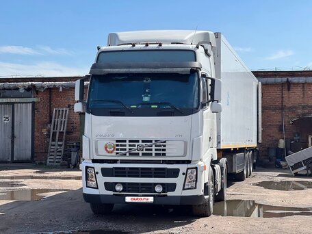 2007 Volvo FH, белый, 4000000 рублей, вид 2