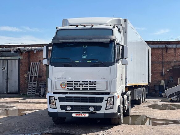 2007 Volvo FH, белый, 4000000 рублей - вид 1