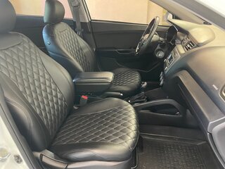 2016 Kia Rio III Рестайлинг, белый, 1300000 рублей, вид 4