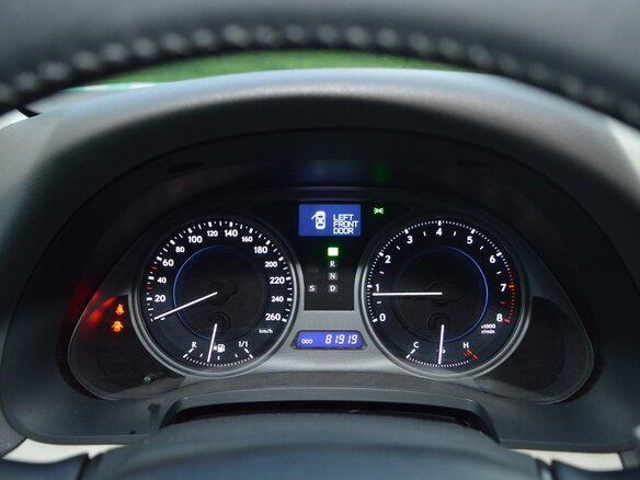 2008 Lexus IS 250 II, пурпурный - вид 5