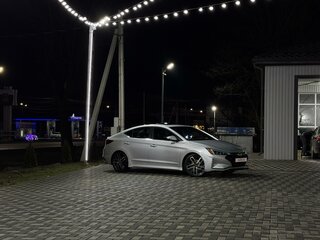 2018 Hyundai Elantra Sport VI (AD), серый, 1850000 рублей, вид 3