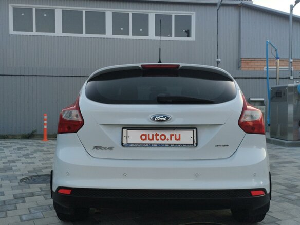 2013 Ford Focus III, белый, 850000 рублей - вид 8