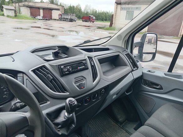 2018 Ford Transit, белый, 2200000 рублей - вид 10