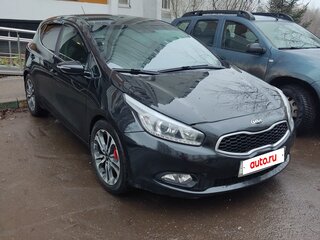 2013 Kia Ceed II, чёрный, 800000 рублей, вид 3