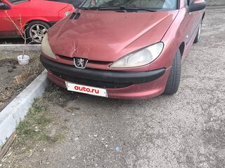 2004 Peugeot 206, красный, 190000 рублей, вид 1