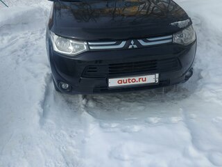 2012 Mitsubishi Outlander III, чёрный, 1810000 рублей, вид 3