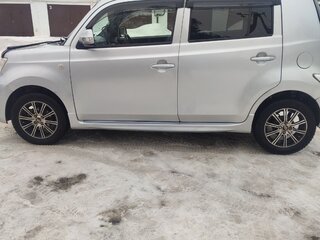 2010 Toyota bB II Рестайлинг, серый, 650000 рублей, вид 4