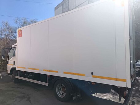 2021 Isuzu Elf (N-series), белый, 4000000 рублей, вид 3