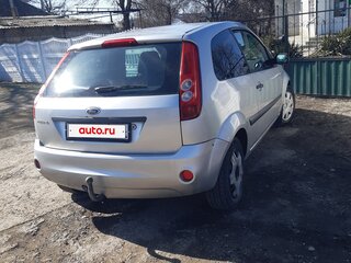 2007 Ford Fiesta Mk5, серебристый, 300000 рублей, вид 3