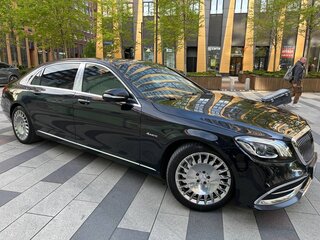 2019 Mercedes-Benz Maybach S-Класс 450 I (X222) Рестайлинг, чёрный, 9500000 рублей, вид 3