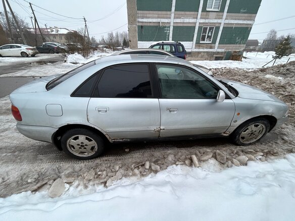 1997 Audi A4 I (B5), белый, 250000 рублей - вид 1